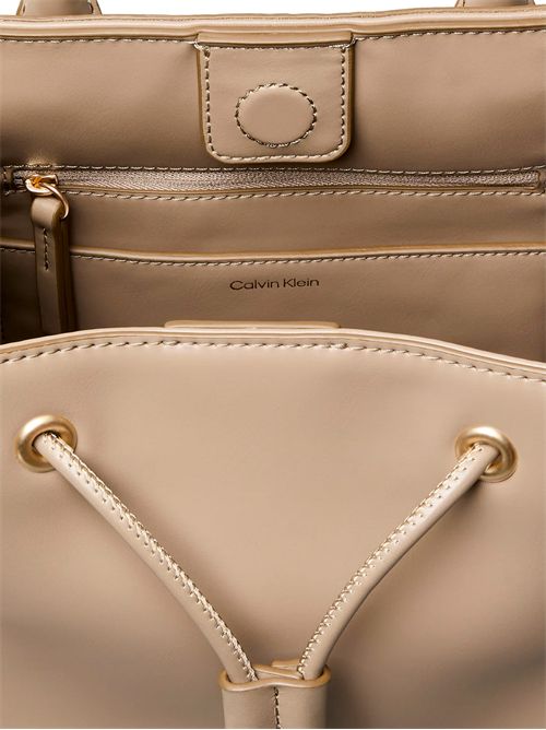 CALVIN KLEIN Zaino con cordoncino e monogramma CALVIN KLEIN | LV04F3329GVFU